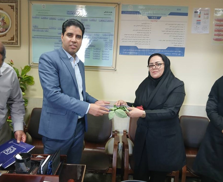 بزرگداشت روز فناوری اطلاعات سلامت در بیمارستان ثامن‌الحجج