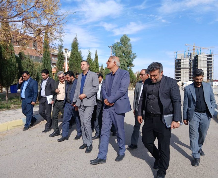 بازدید رئیس و هیأت‌رئیسه دانشکده علوم پزشکی سیرجان و نماینده محترم مردم سیرجان از بیمارستان ثامن‌الحجج(ع) و بررسی میدانی مشکلات