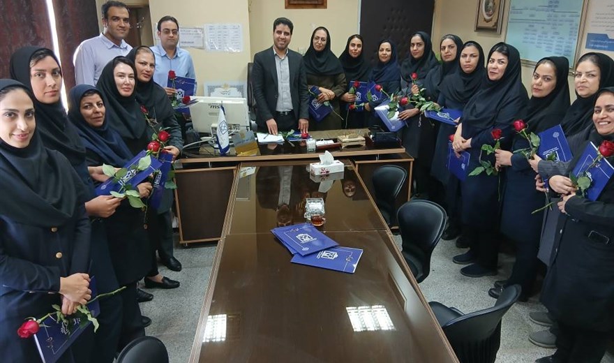 تجلیل از حسابداران بیمارستان ثامن الحجج به مناسبت روز حسابدار